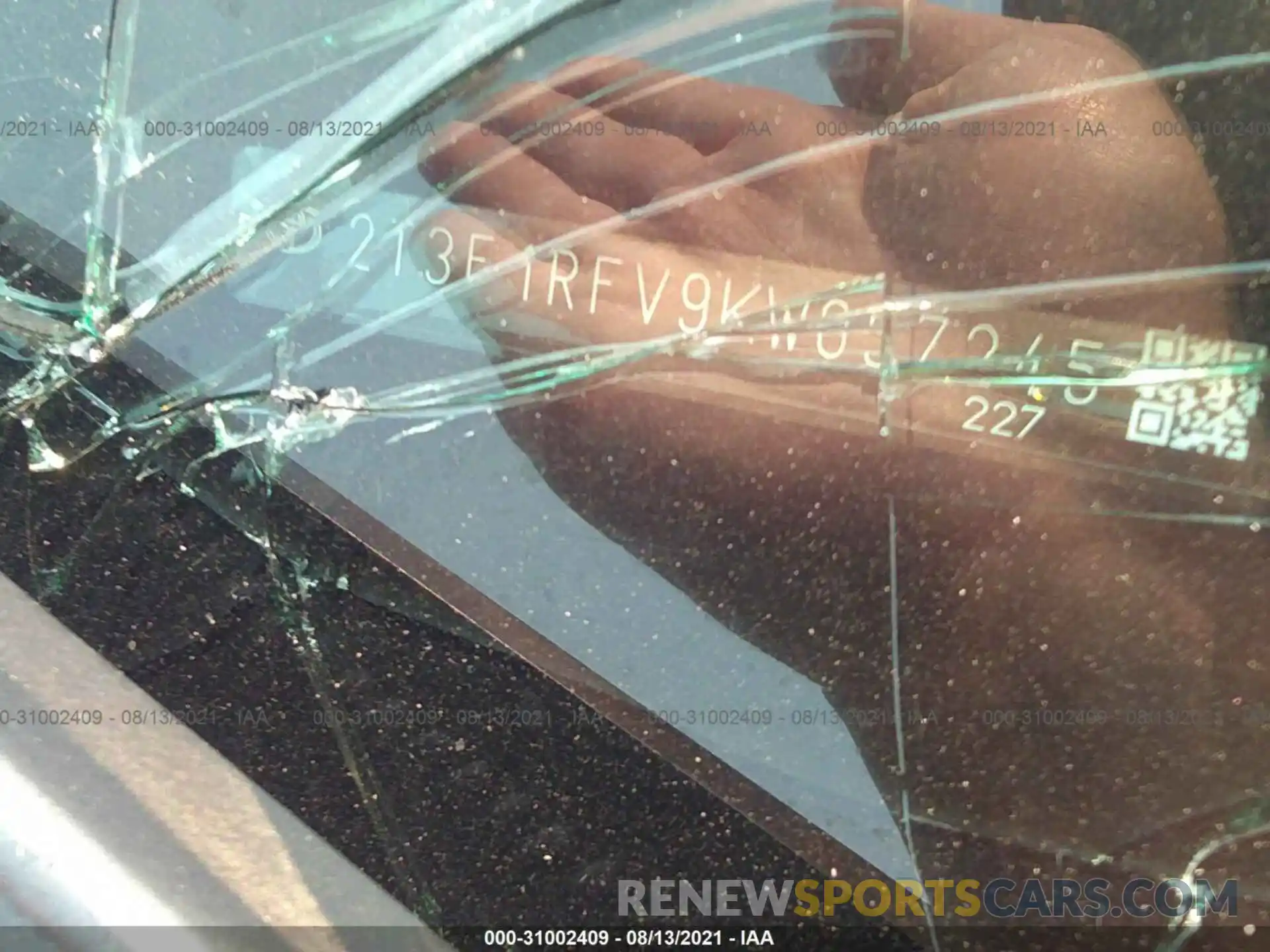 9 Photograph of a damaged car 2T3F1RFV9KW057245 TOYOTA RAV4 2019