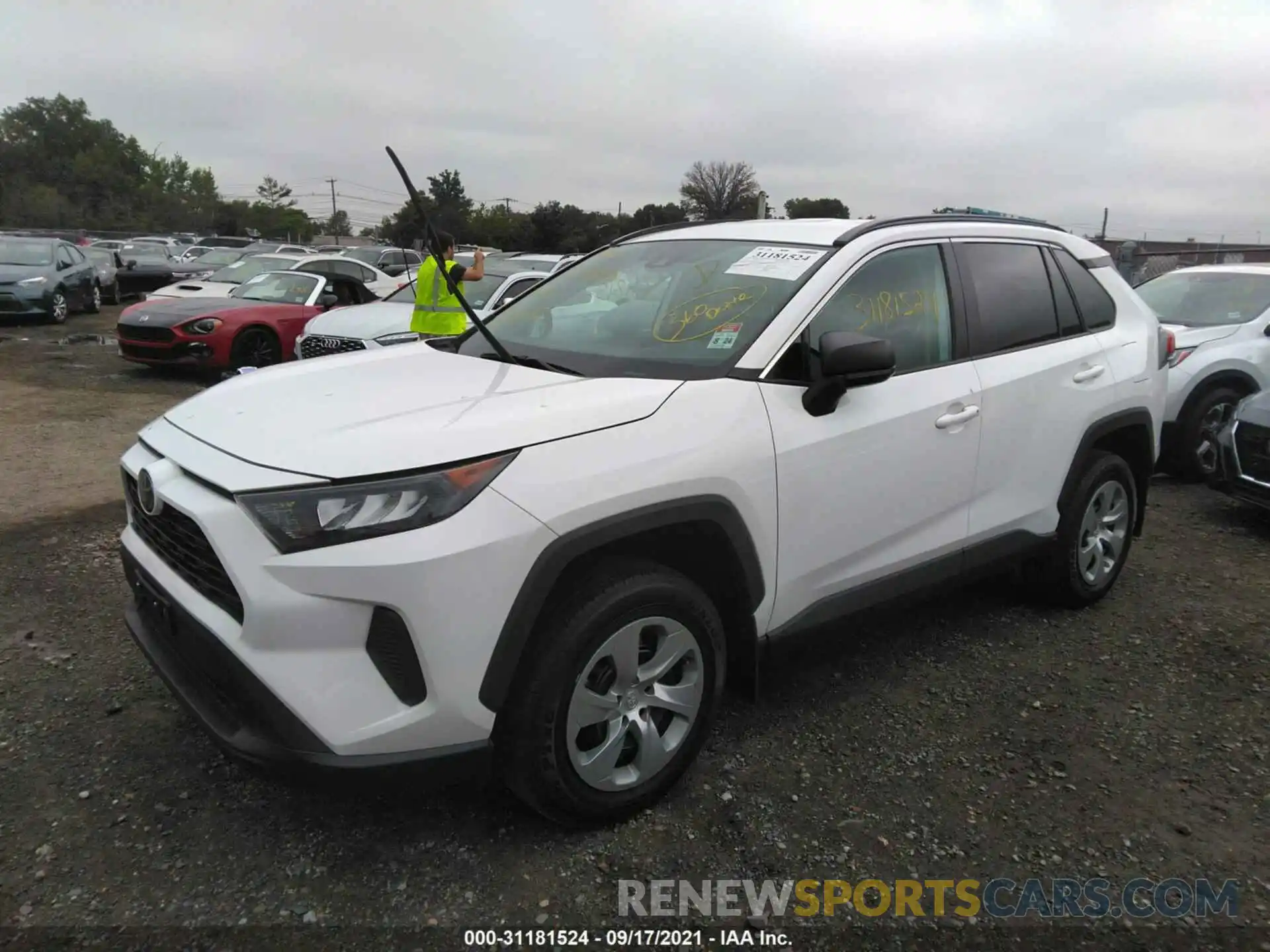 2 Photograph of a damaged car 2T3F1RFV9KW063370 TOYOTA RAV4 2019