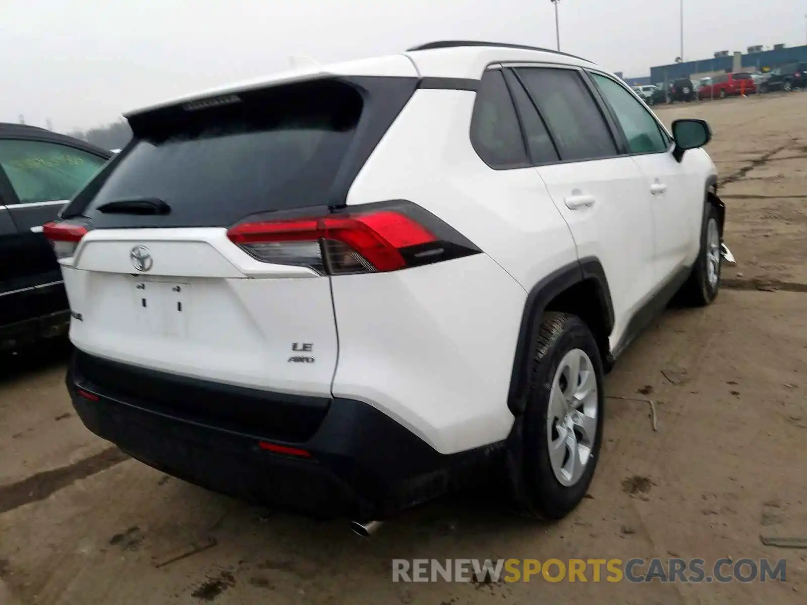 4 Photograph of a damaged car 2T3F1RFV9KW064860 TOYOTA RAV4 2019