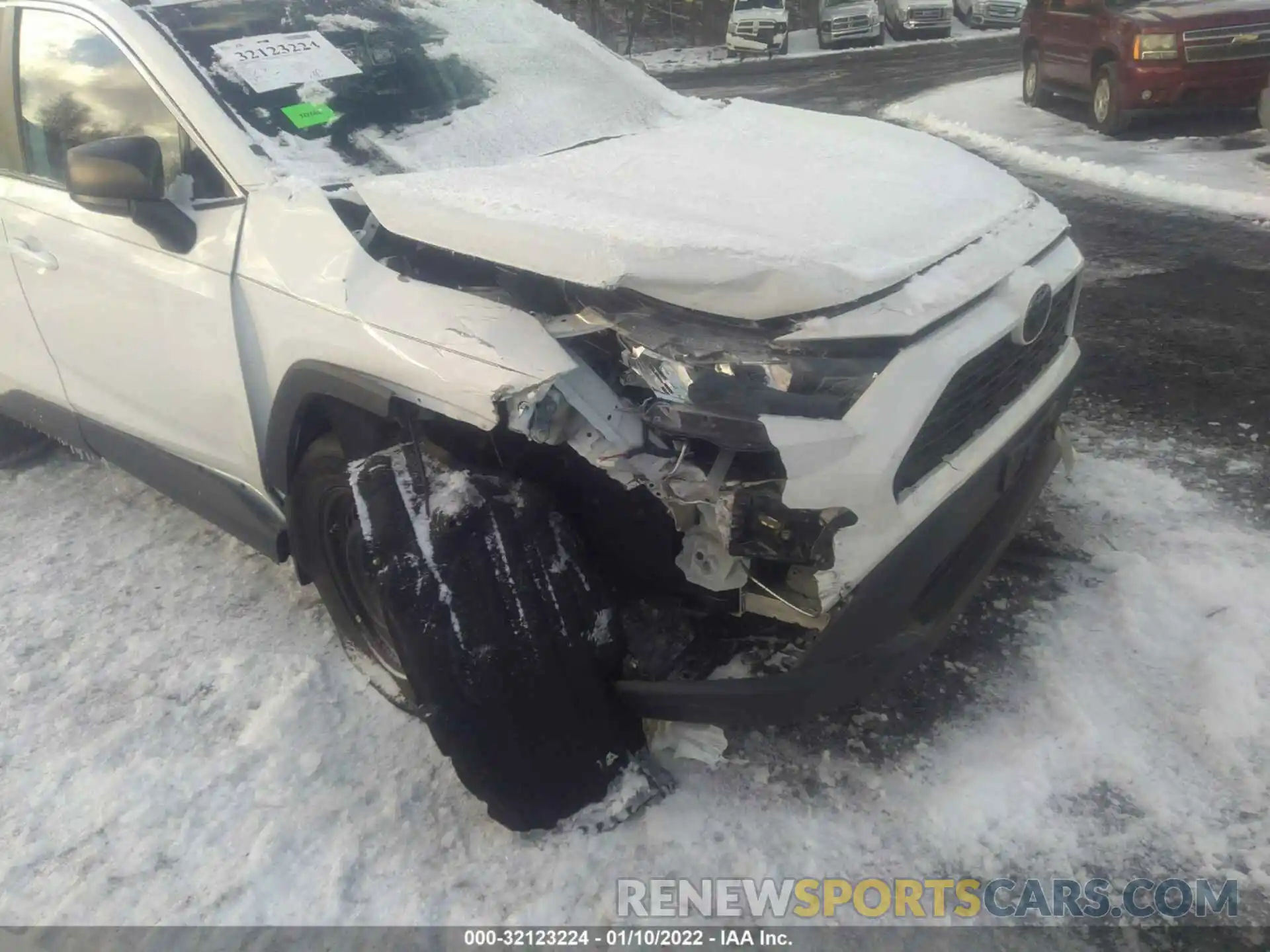 6 Photograph of a damaged car 2T3F1RFV9KW065622 TOYOTA RAV4 2019