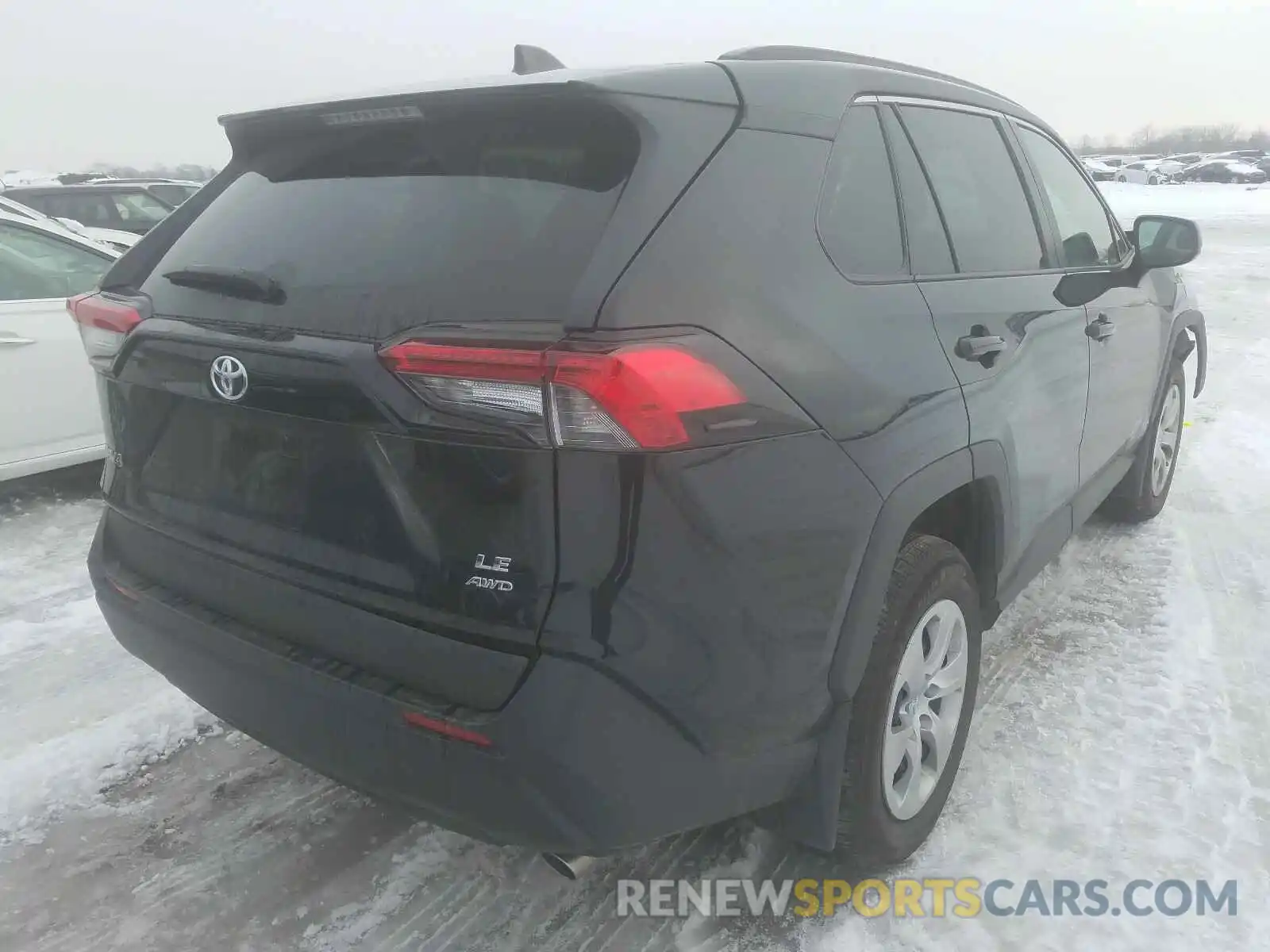 4 Photograph of a damaged car 2T3F1RFV9KW072909 TOYOTA RAV4 2019