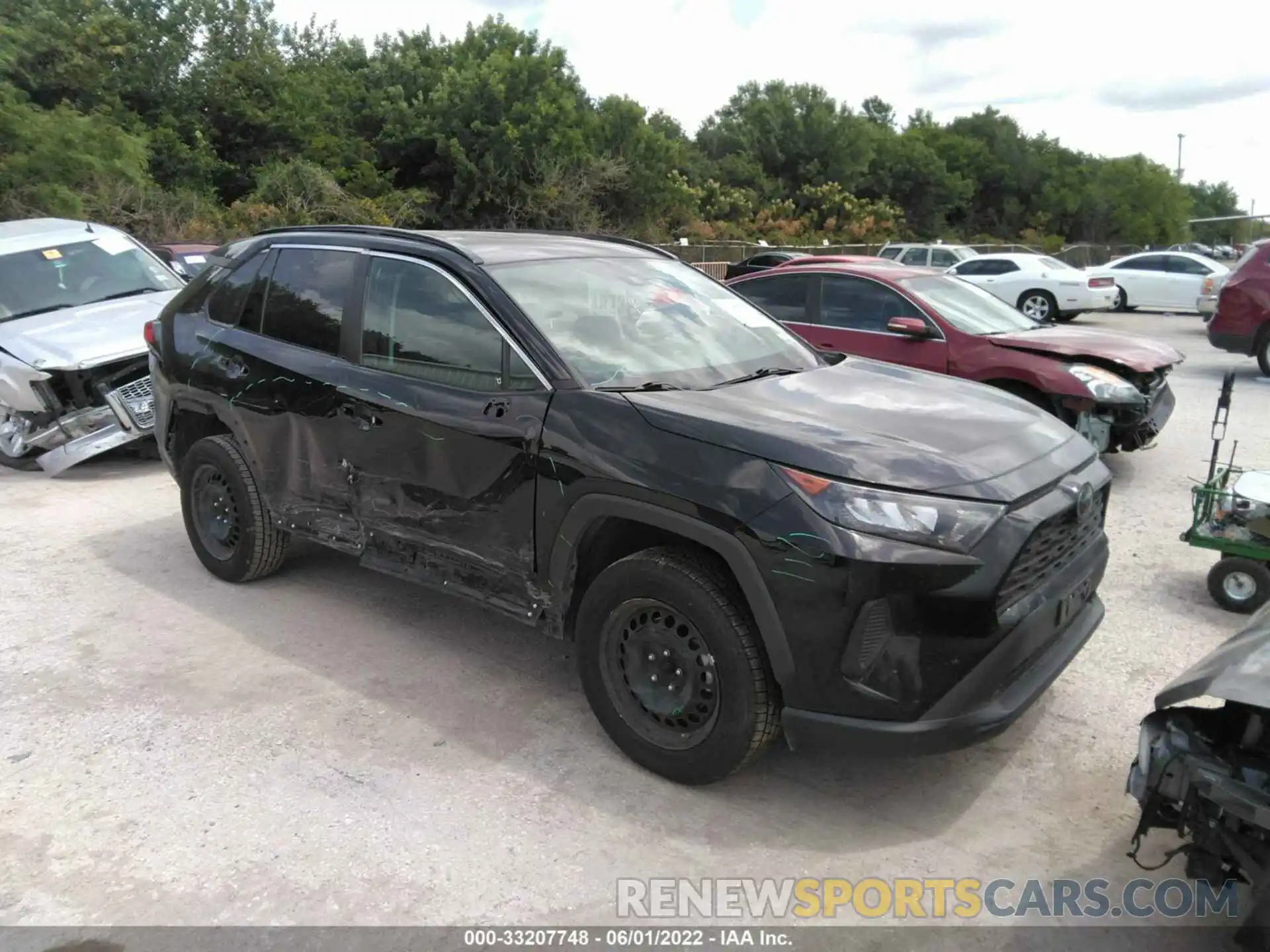 1 Photograph of a damaged car 2T3F1RFVXKC040066 TOYOTA RAV4 2019