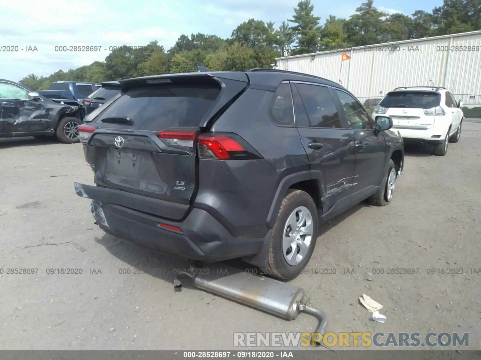 4 Photograph of a damaged car 2T3F1RFVXKC040777 TOYOTA RAV4 2019