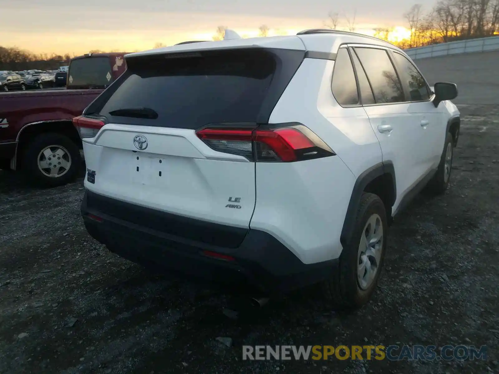 4 Photograph of a damaged car 2T3F1RFVXKC044456 TOYOTA RAV4 2019