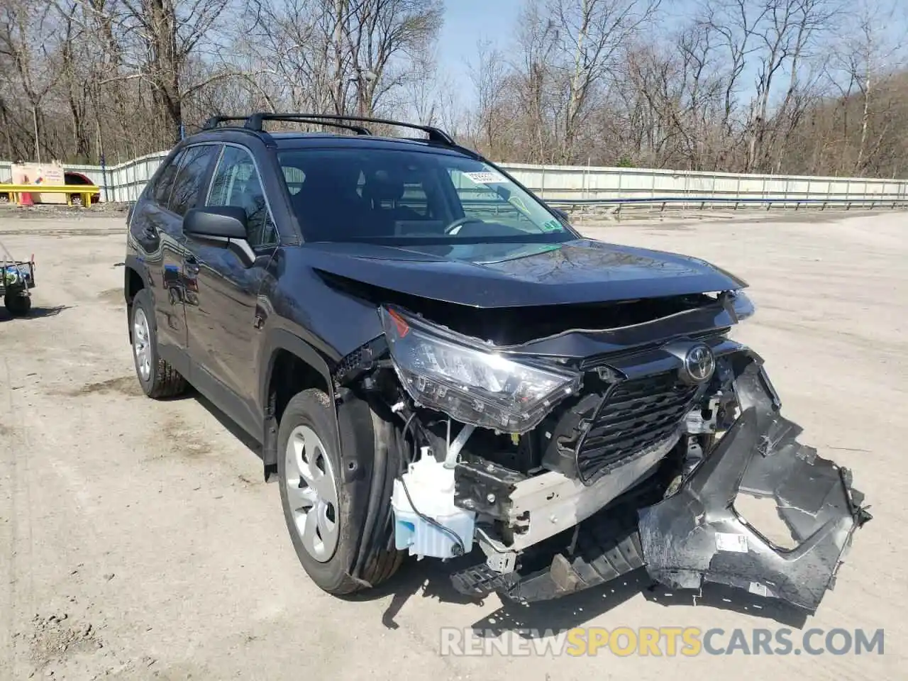 1 Photograph of a damaged car 2T3F1RFVXKC046319 TOYOTA RAV4 2019