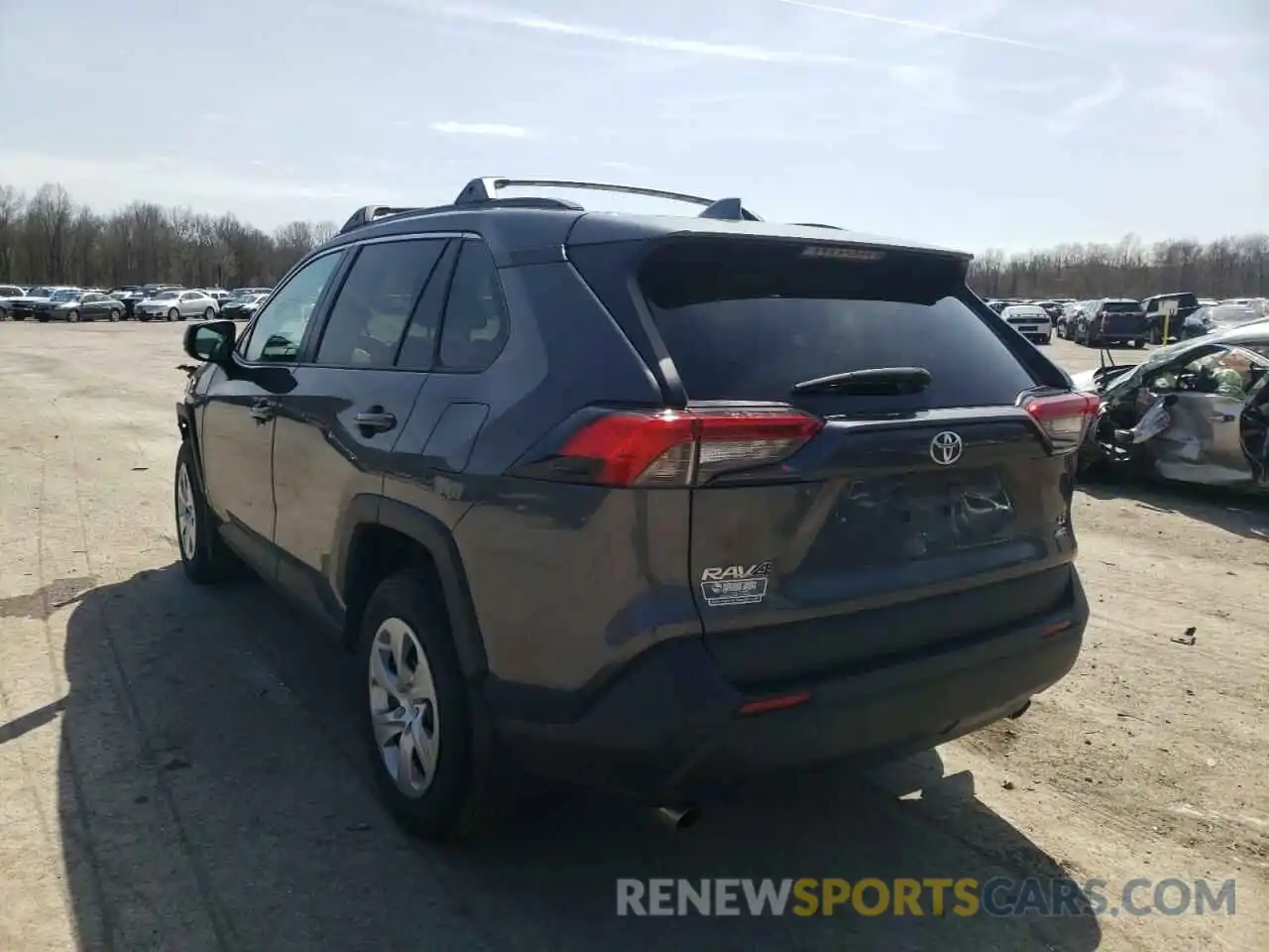 3 Фотография поврежденного автомобиля 2T3F1RFVXKC046319 TOYOTA RAV4 2019