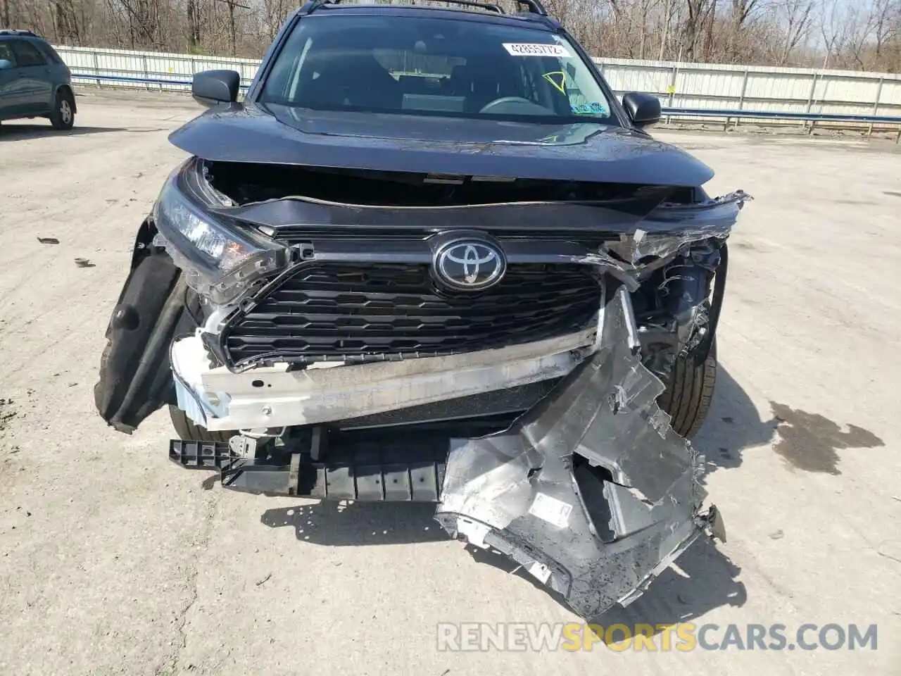 9 Photograph of a damaged car 2T3F1RFVXKC046319 TOYOTA RAV4 2019