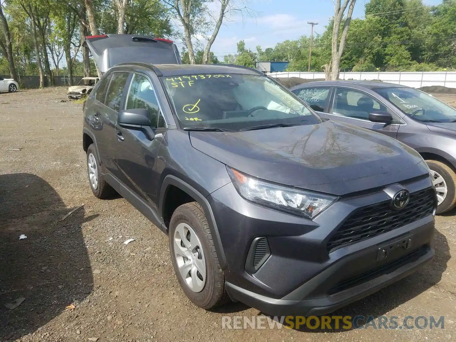 1 Photograph of a damaged car 2T3F1RFVXKC052735 TOYOTA RAV4 2019