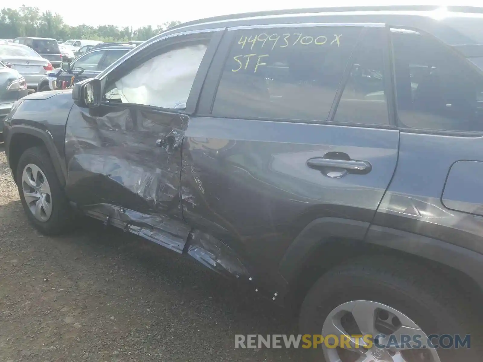 10 Photograph of a damaged car 2T3F1RFVXKC052735 TOYOTA RAV4 2019