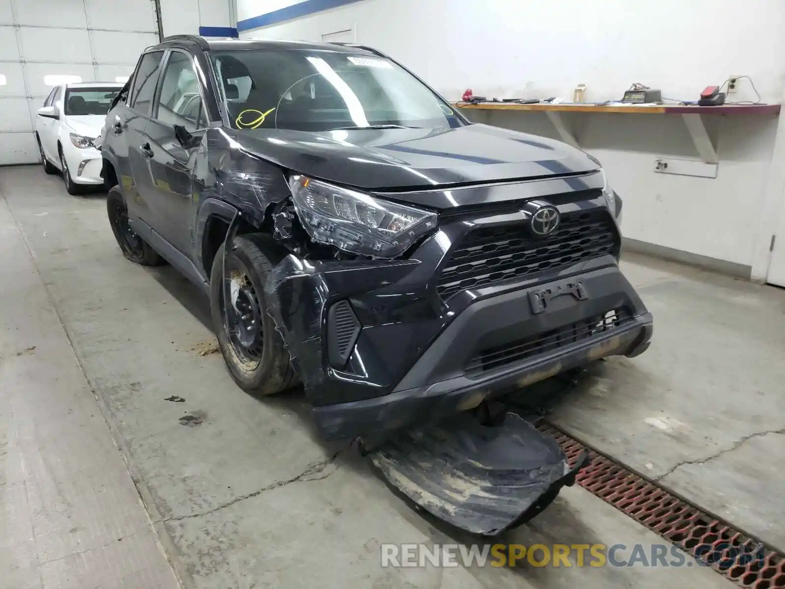 1 Photograph of a damaged car 2T3F1RFVXKW005378 TOYOTA RAV4 2019