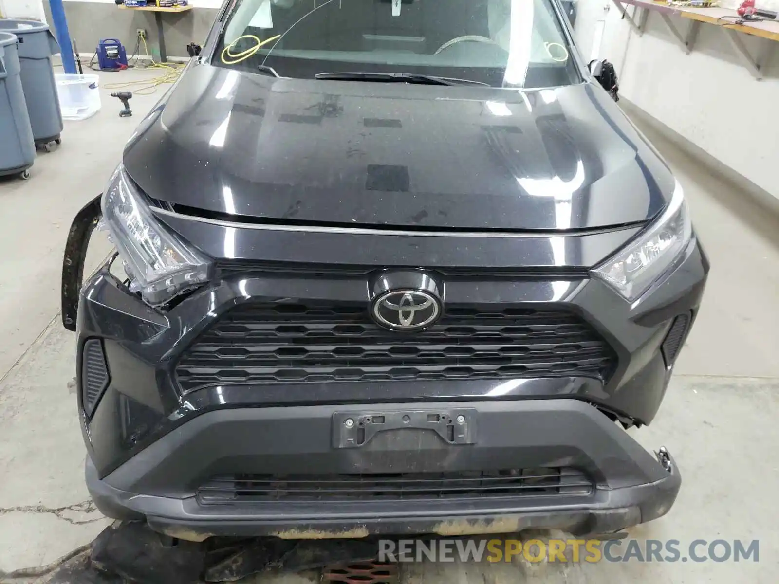 7 Photograph of a damaged car 2T3F1RFVXKW005378 TOYOTA RAV4 2019