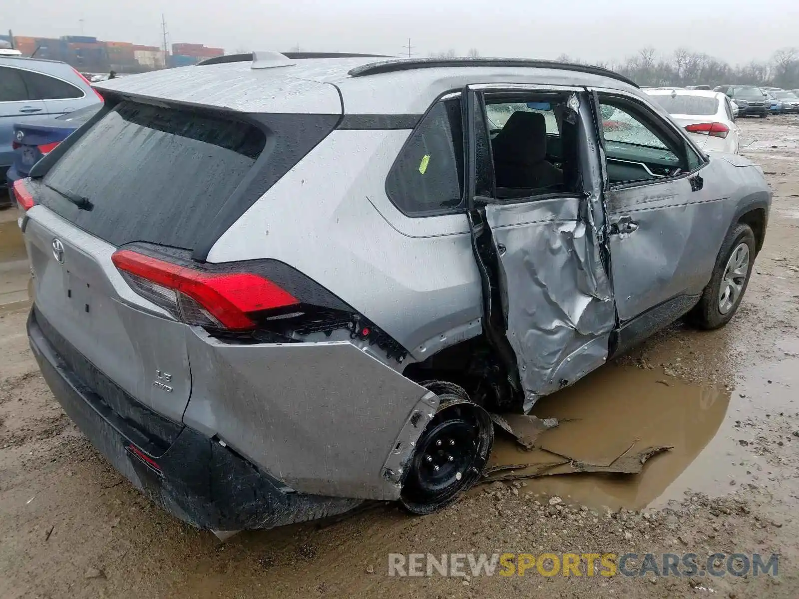 4 Photograph of a damaged car 2T3F1RFVXKW022150 TOYOTA RAV4 2019