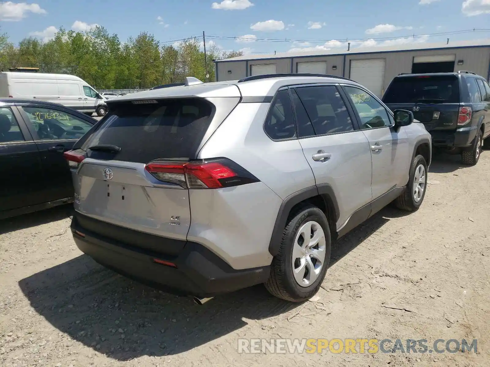 4 Photograph of a damaged car 2T3F1RFVXKW050160 TOYOTA RAV4 2019