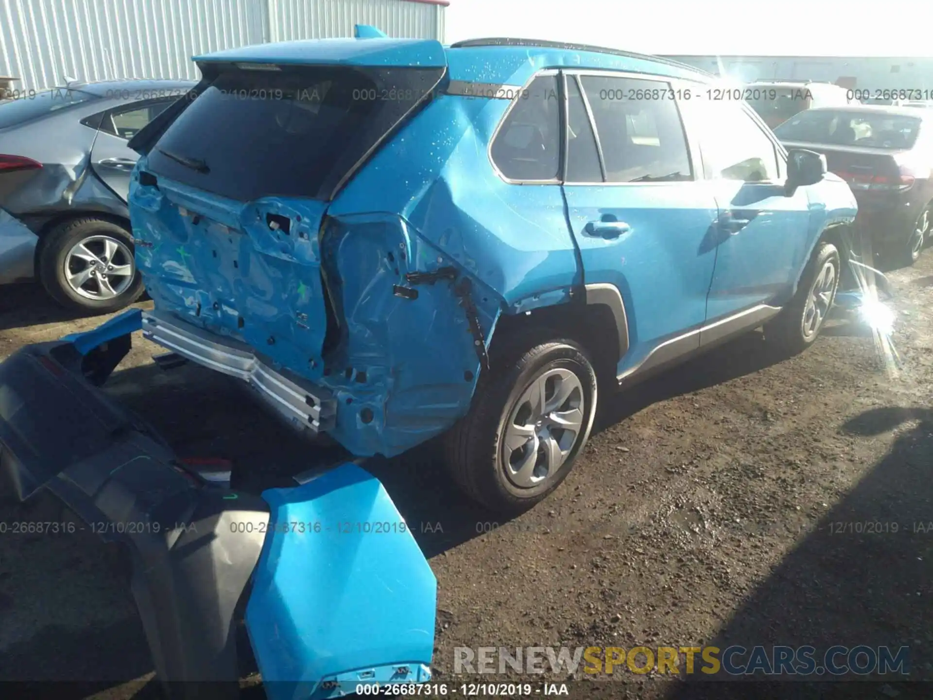 4 Photograph of a damaged car 2T3F1RFVXKW055939 TOYOTA RAV4 2019