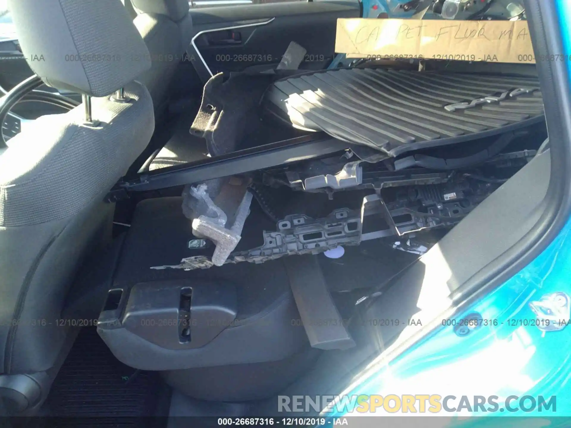 8 Photograph of a damaged car 2T3F1RFVXKW055939 TOYOTA RAV4 2019