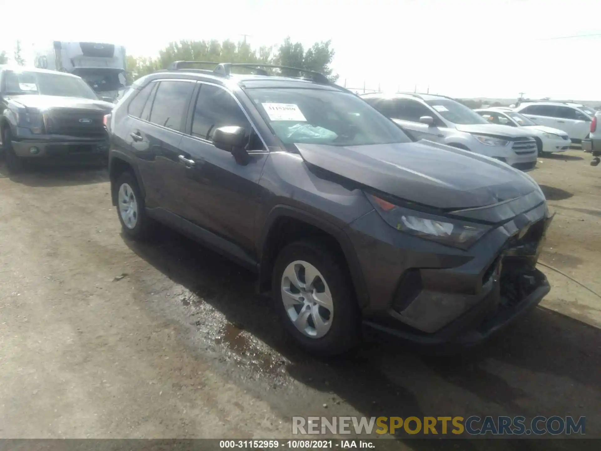 1 Photograph of a damaged car 2T3F1RFVXKW072885 TOYOTA RAV4 2019