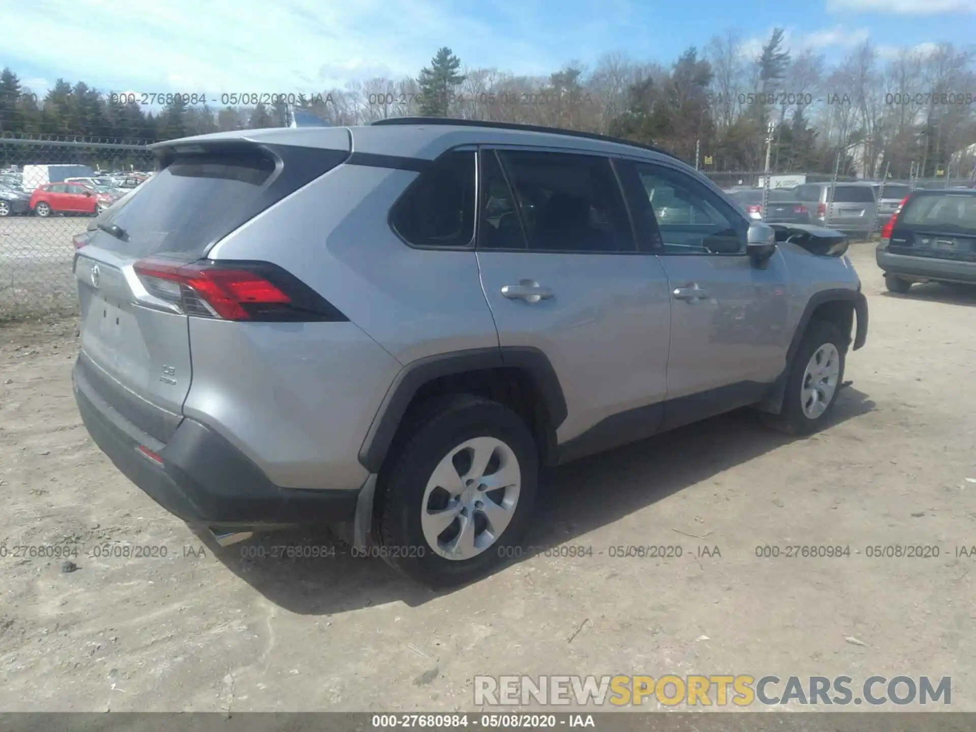 4 Photograph of a damaged car 2T3G1RFV0KC028707 TOYOTA RAV4 2019