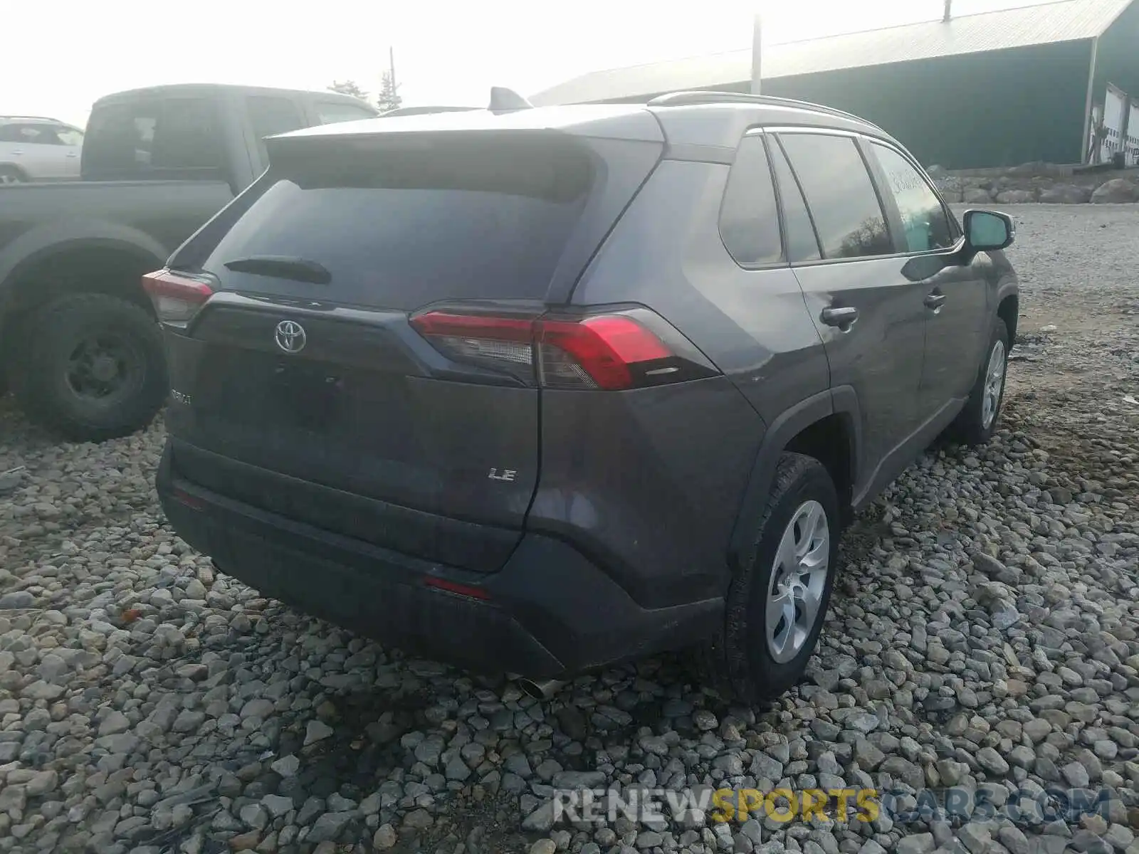 4 Photograph of a damaged car 2T3G1RFV0KC028822 TOYOTA RAV4 2019