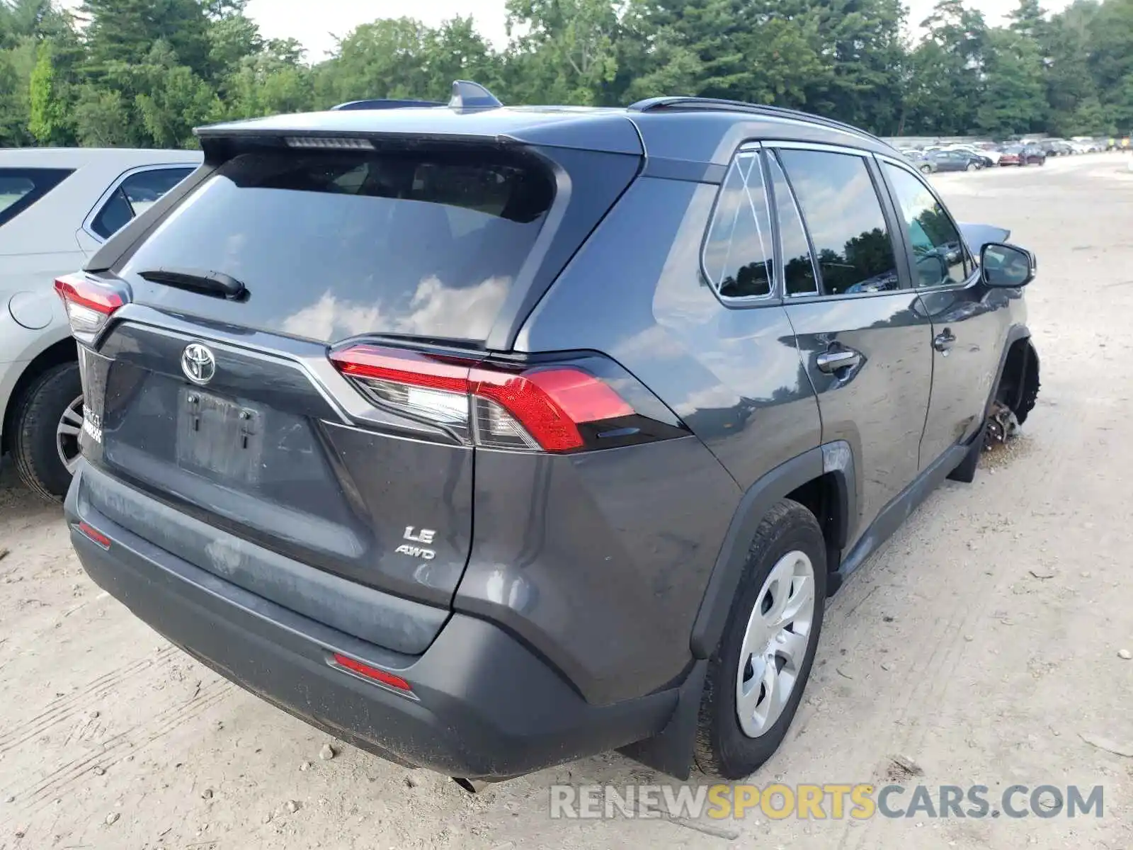 4 Photograph of a damaged car 2T3G1RFV0KC049170 TOYOTA RAV4 2019