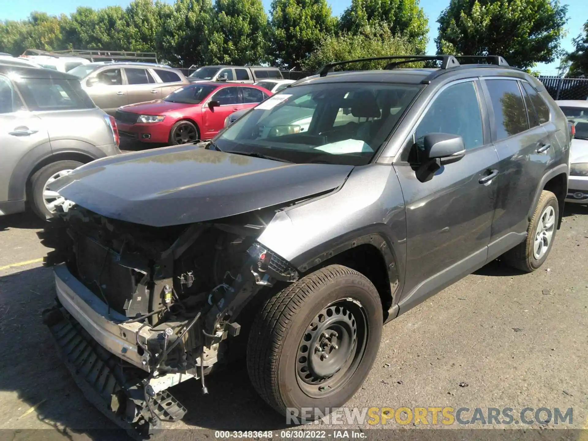 2 Фотография поврежденного автомобиля 2T3G1RFV0KC052702 TOYOTA RAV4 2019