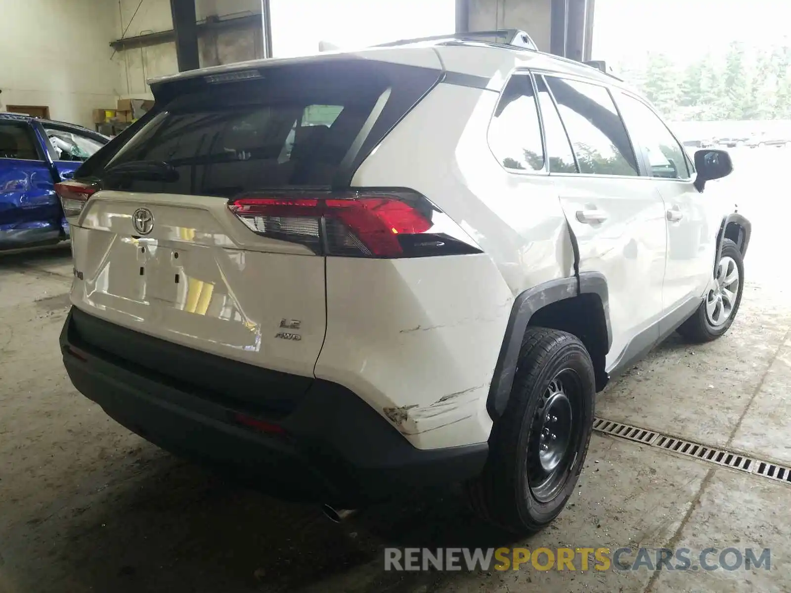 4 Photograph of a damaged car 2T3G1RFV0KC060556 TOYOTA RAV4 2019