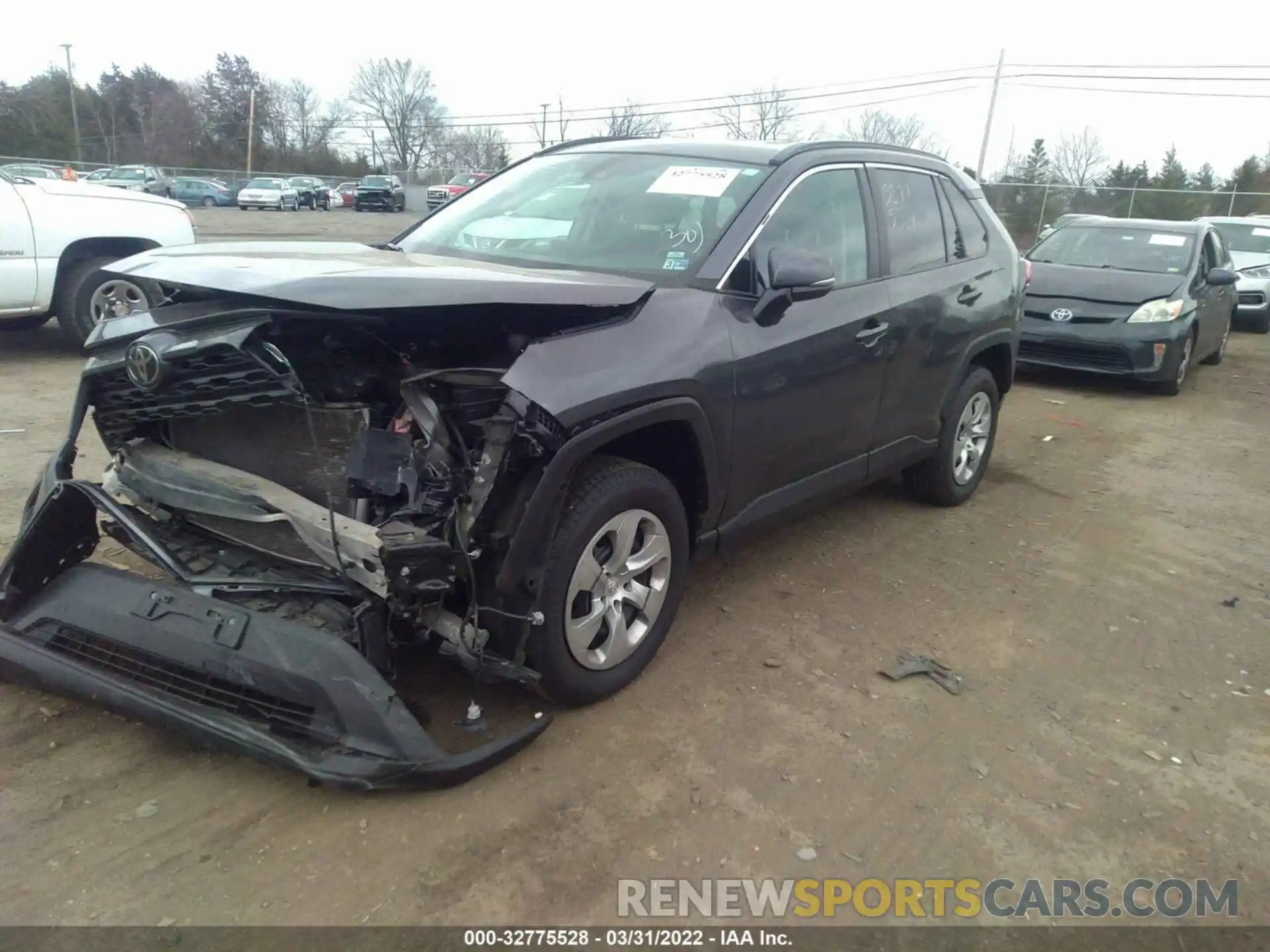 2 Photograph of a damaged car 2T3G1RFV0KW006687 TOYOTA RAV4 2019