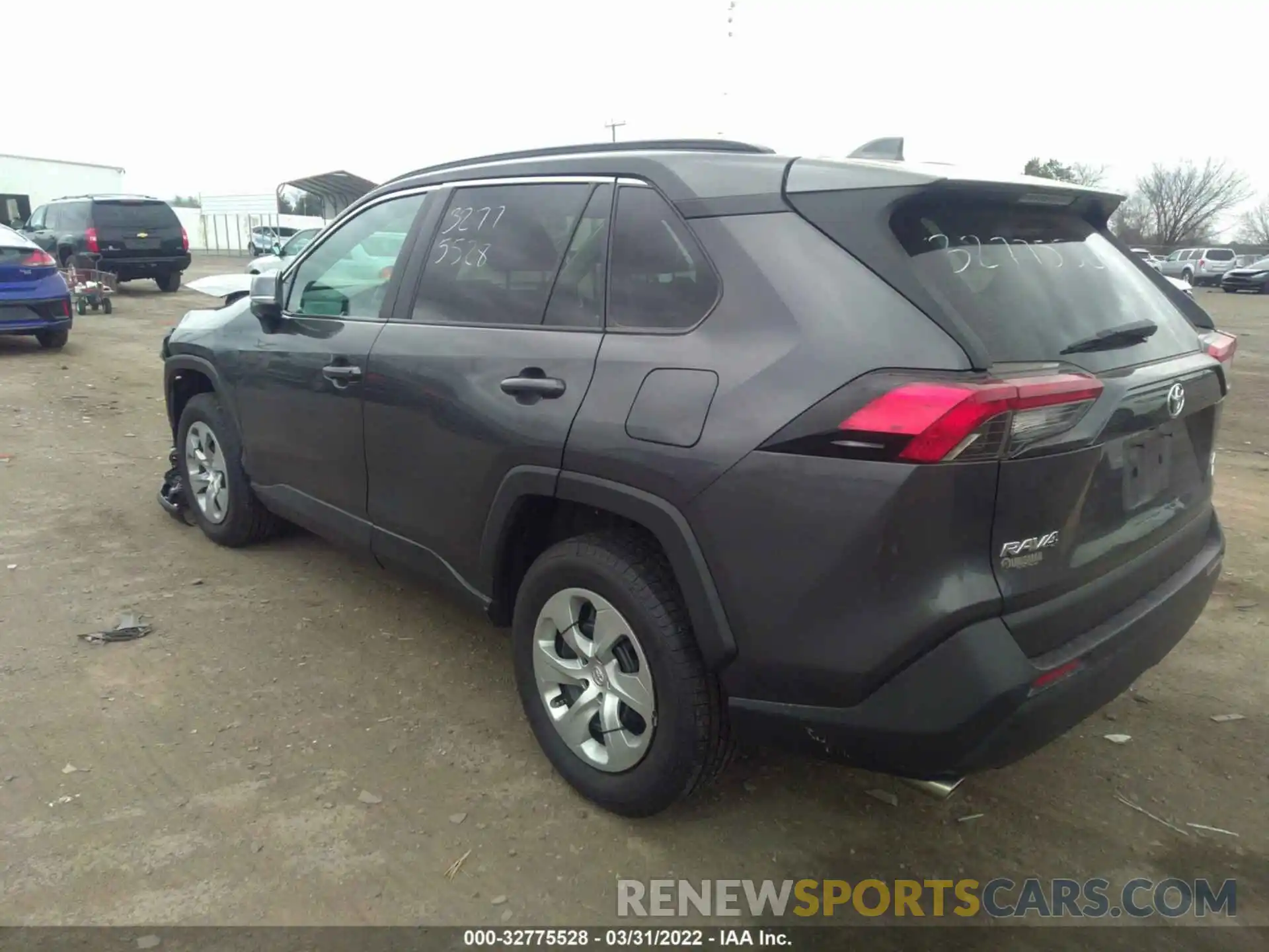 3 Photograph of a damaged car 2T3G1RFV0KW006687 TOYOTA RAV4 2019