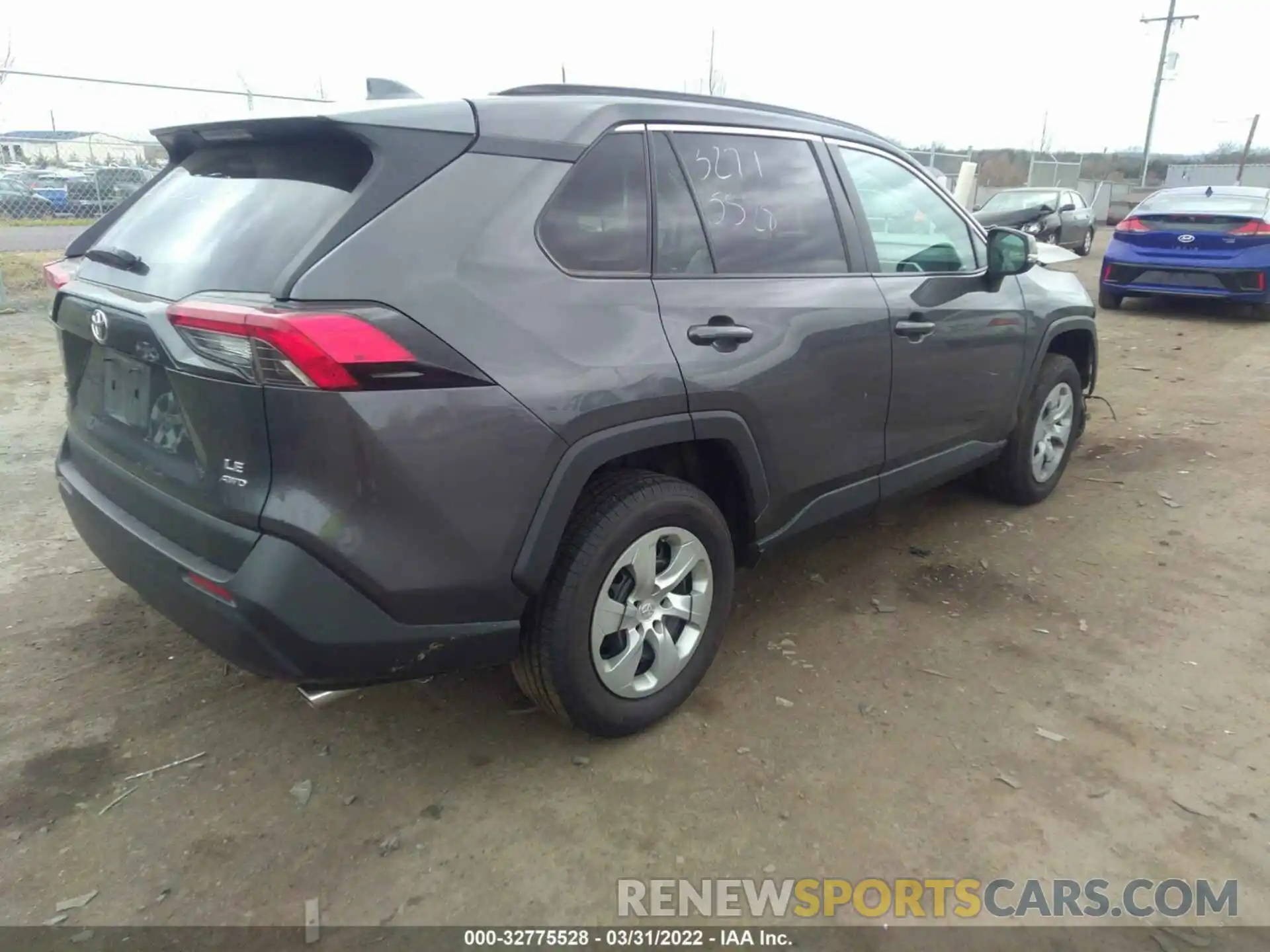 4 Фотография поврежденного автомобиля 2T3G1RFV0KW006687 TOYOTA RAV4 2019