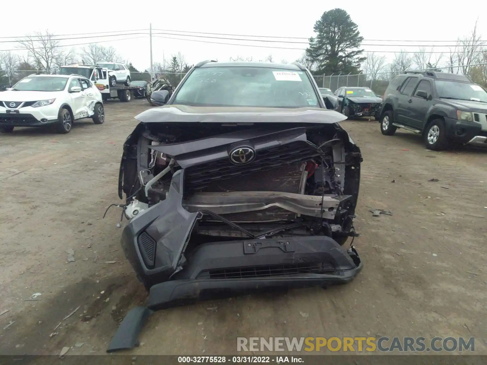 6 Photograph of a damaged car 2T3G1RFV0KW006687 TOYOTA RAV4 2019