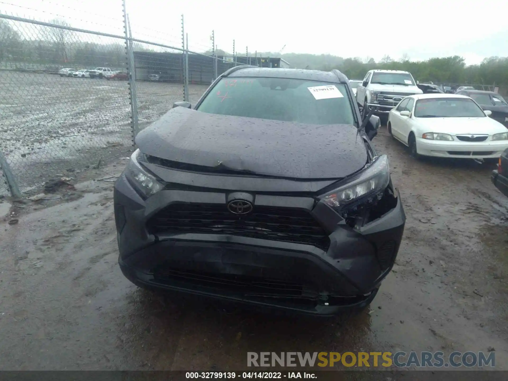 6 Photograph of a damaged car 2T3G1RFV0KW075072 TOYOTA RAV4 2019