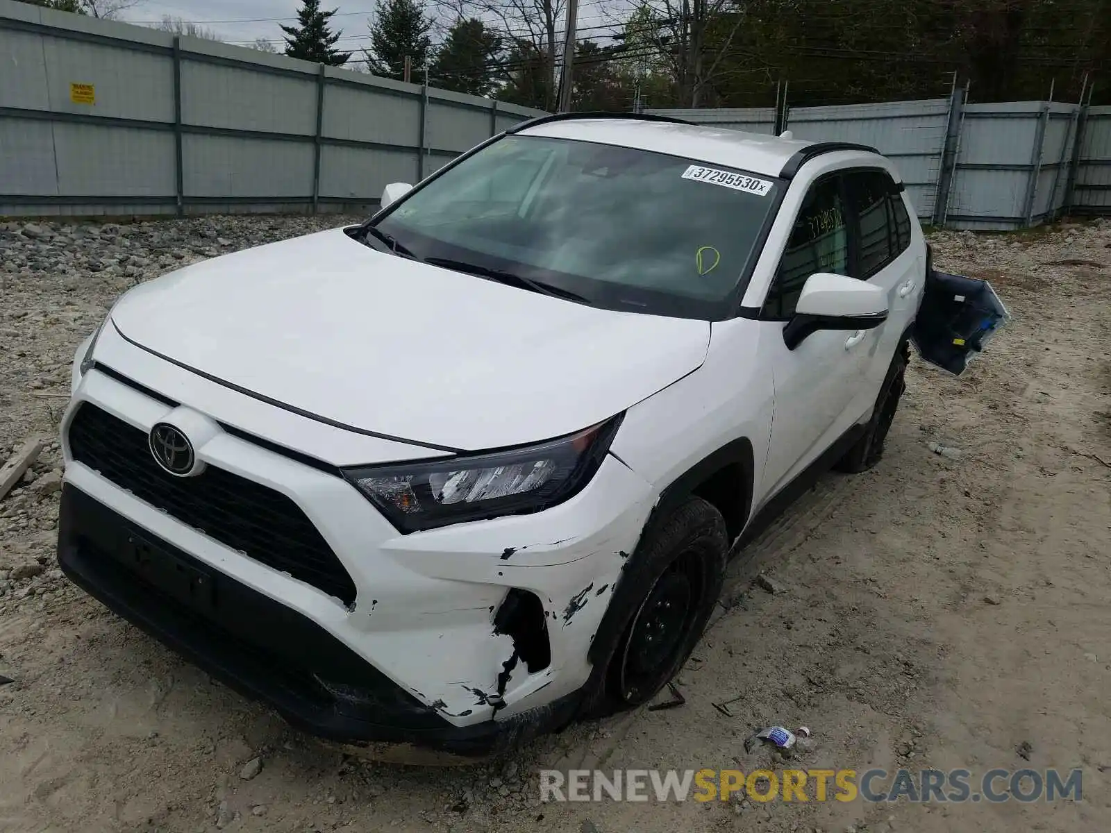 2 Фотография поврежденного автомобиля 2T3G1RFV1KC006179 TOYOTA RAV4 2019