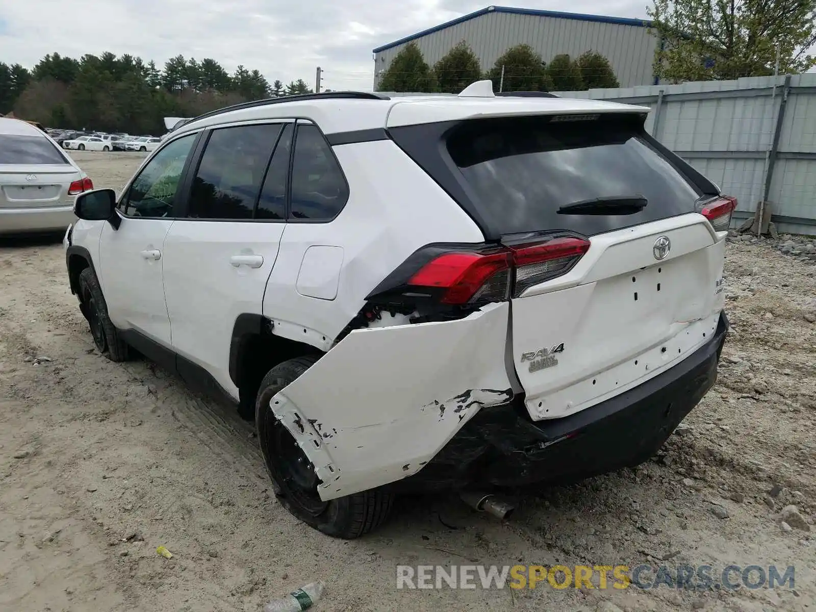 3 Photograph of a damaged car 2T3G1RFV1KC006179 TOYOTA RAV4 2019