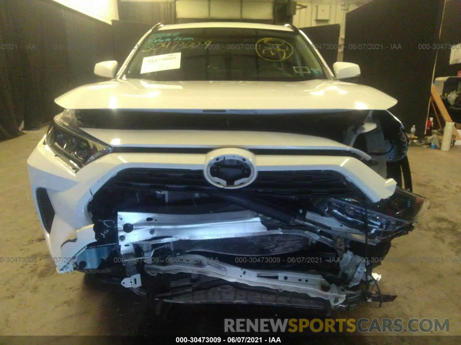 6 Photograph of a damaged car 2T3G1RFV1KC015707 TOYOTA RAV4 2019