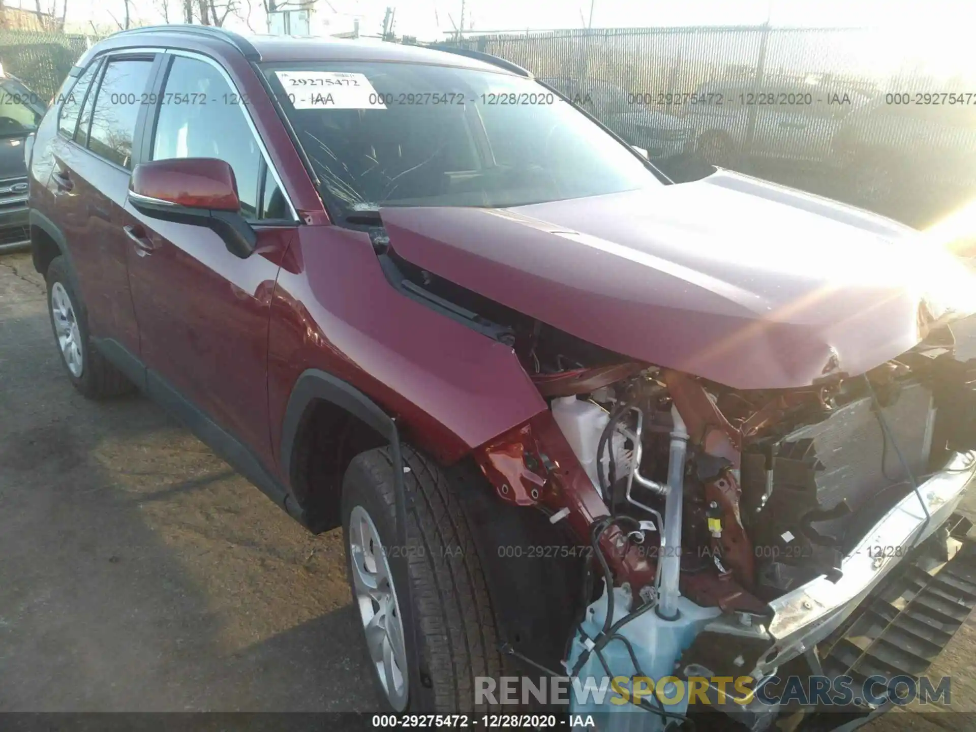 1 Photograph of a damaged car 2T3G1RFV1KC039134 TOYOTA RAV4 2019