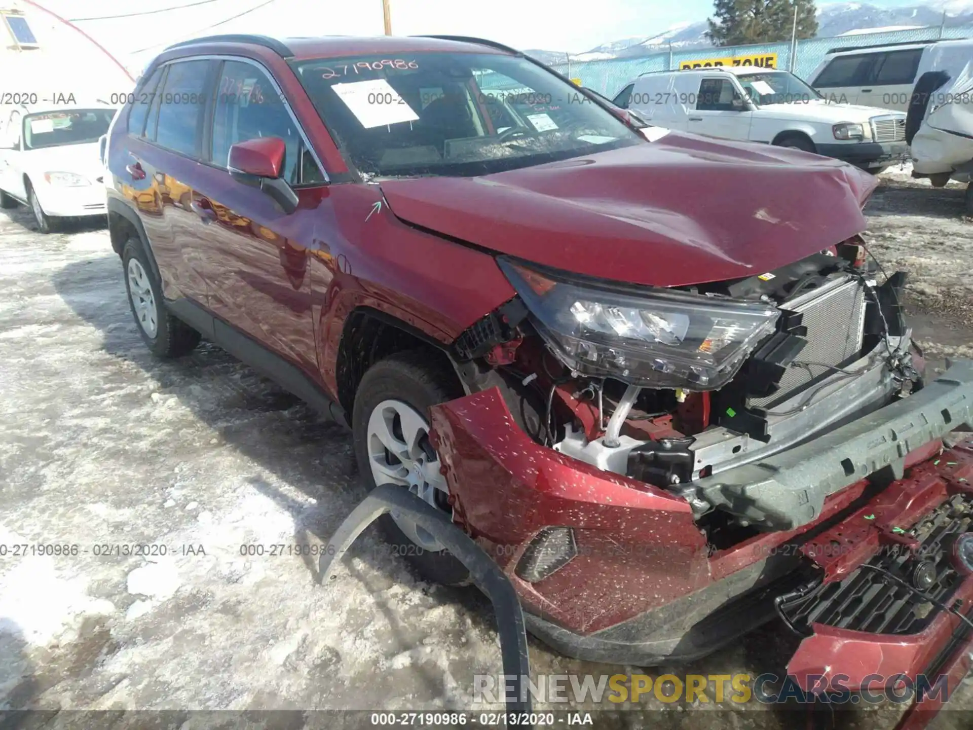 1 Photograph of a damaged car 2T3G1RFV1KC048738 TOYOTA RAV4 2019