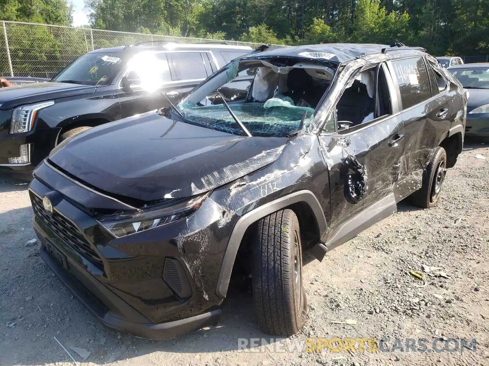 2 Photograph of a damaged car 2T3G1RFV1KC052708 TOYOTA RAV4 2019