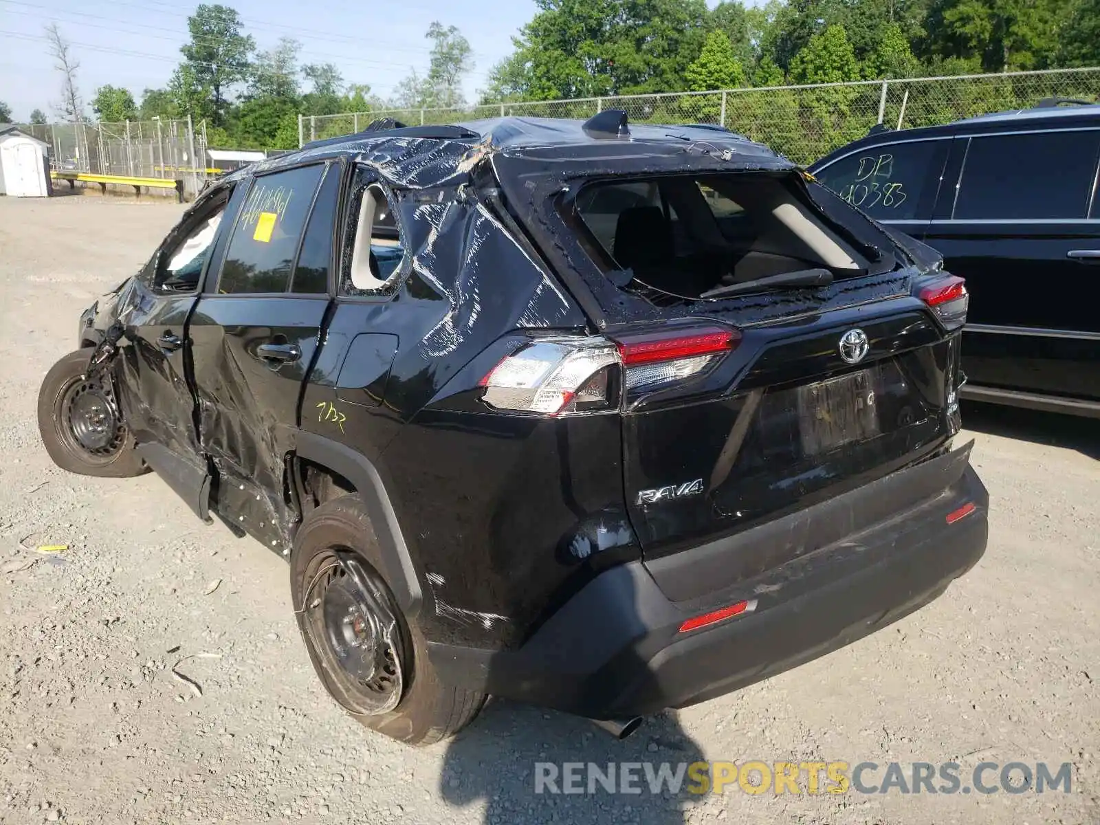 3 Photograph of a damaged car 2T3G1RFV1KC052708 TOYOTA RAV4 2019