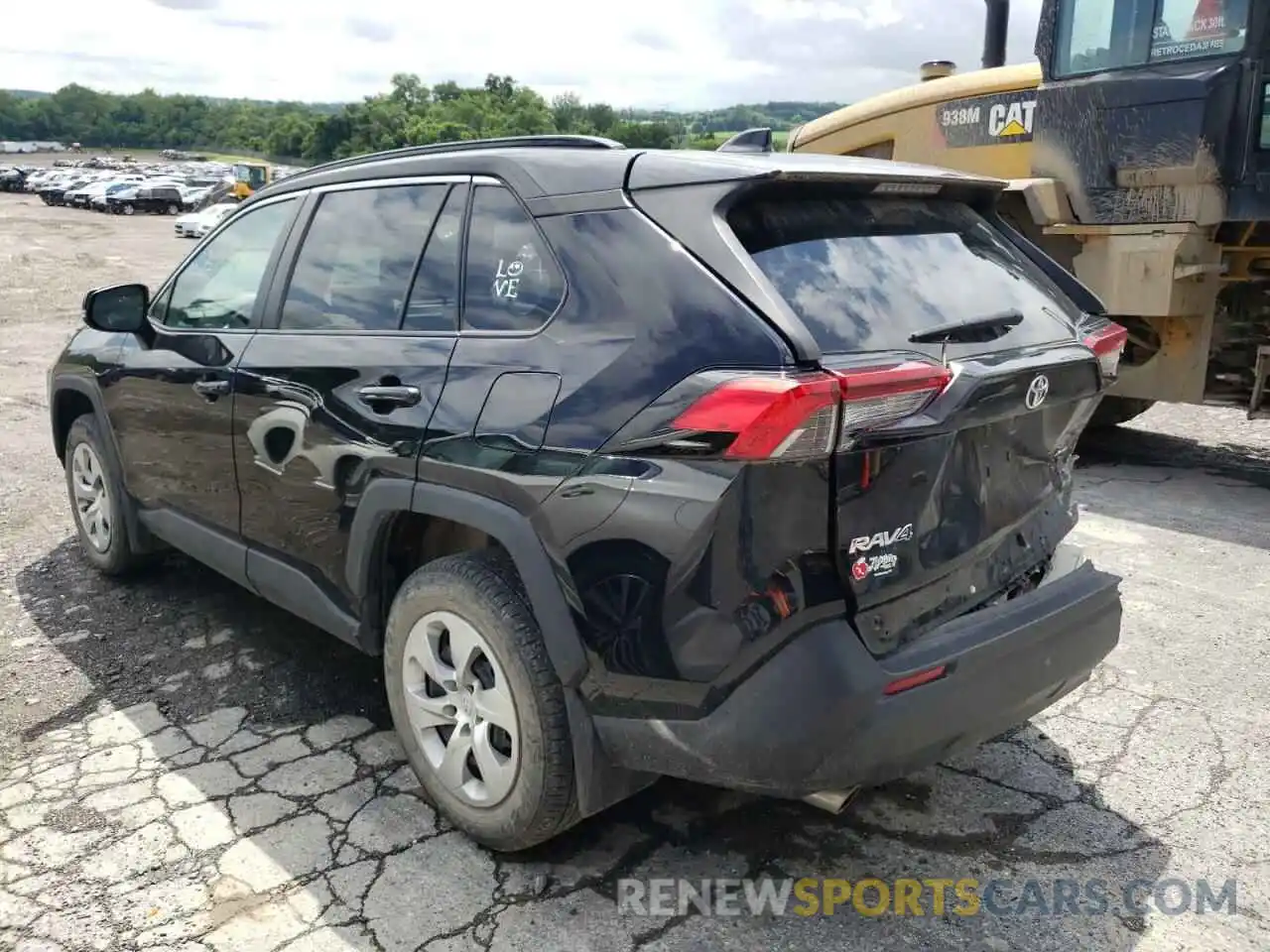 3 Photograph of a damaged car 2T3G1RFV1KW001434 TOYOTA RAV4 2019