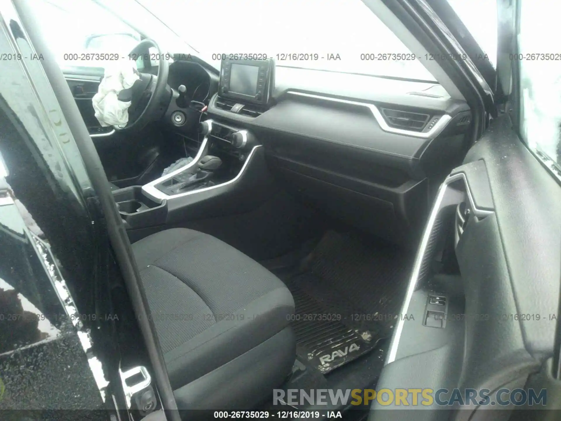 5 Photograph of a damaged car 2T3G1RFV1KW006343 TOYOTA RAV4 2019