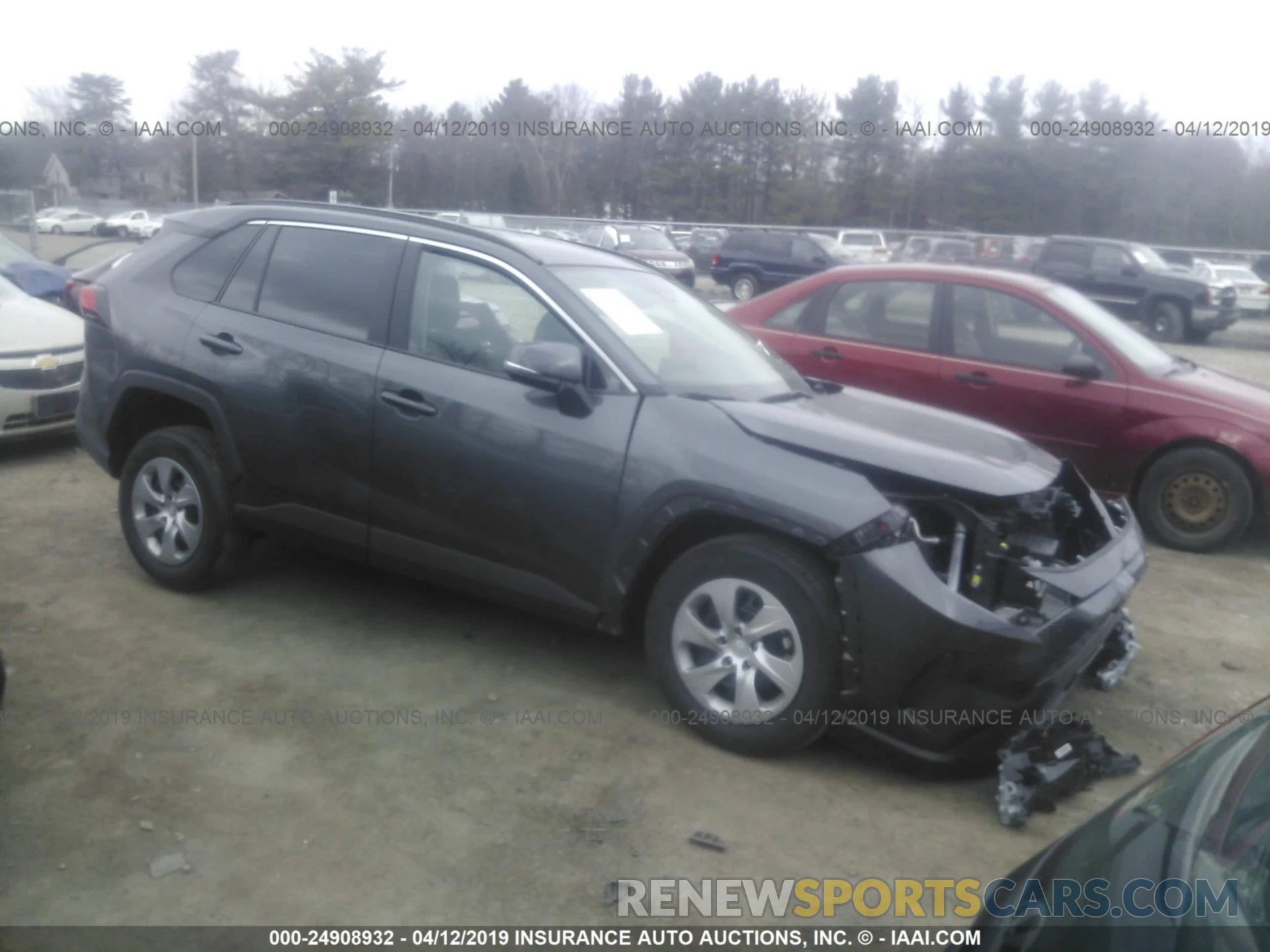 1 Photograph of a damaged car 2T3G1RFV1KW010098 TOYOTA RAV4 2019