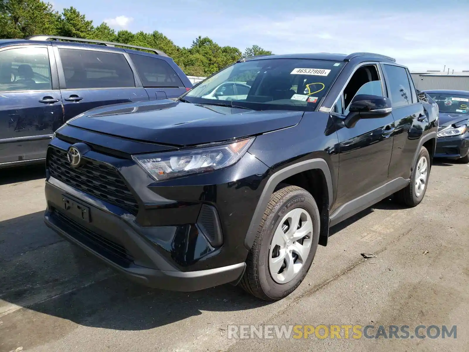 2 Photograph of a damaged car 2T3G1RFV1KW021229 TOYOTA RAV4 2019