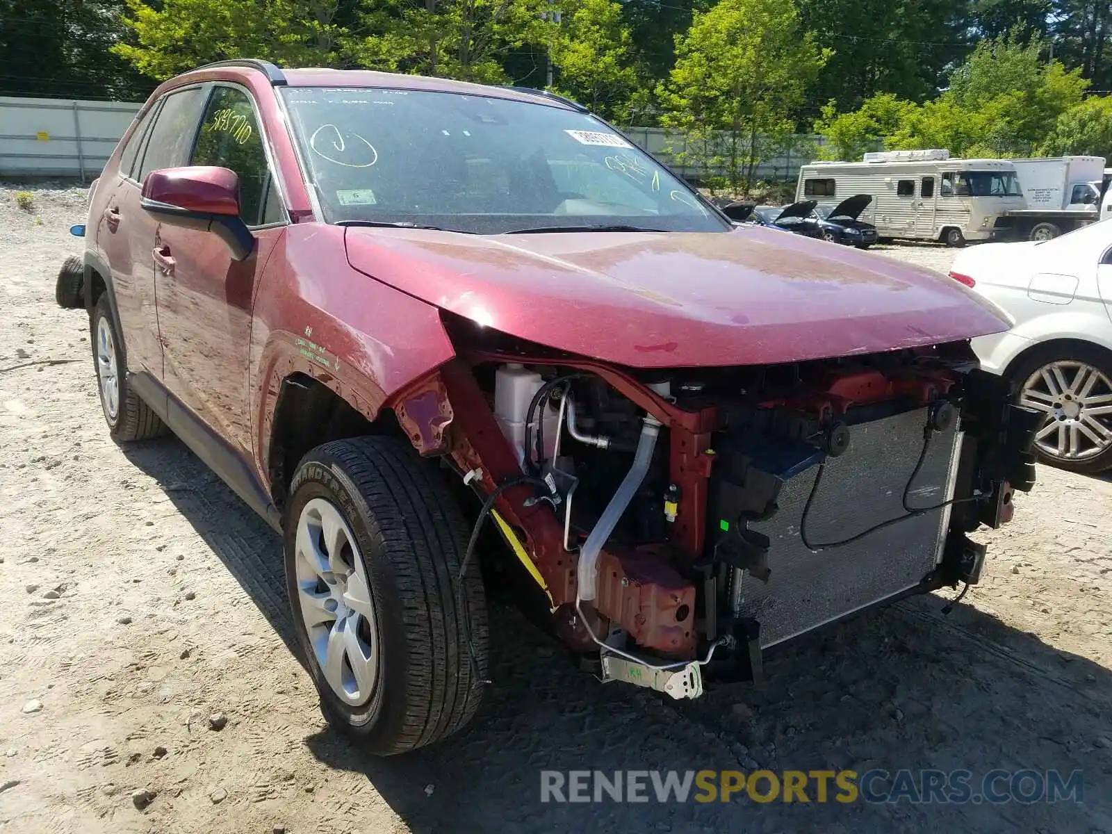 1 Photograph of a damaged car 2T3G1RFV1KW058782 TOYOTA RAV4 2019