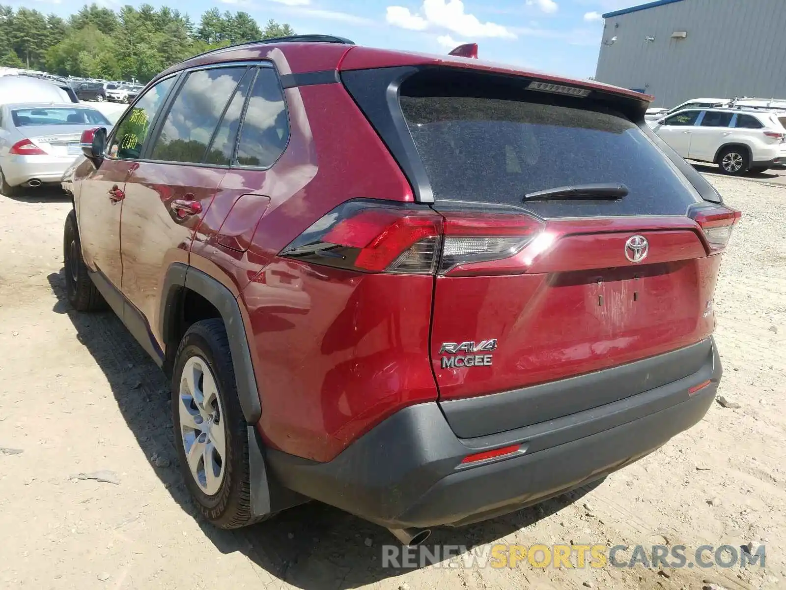 3 Photograph of a damaged car 2T3G1RFV1KW058782 TOYOTA RAV4 2019