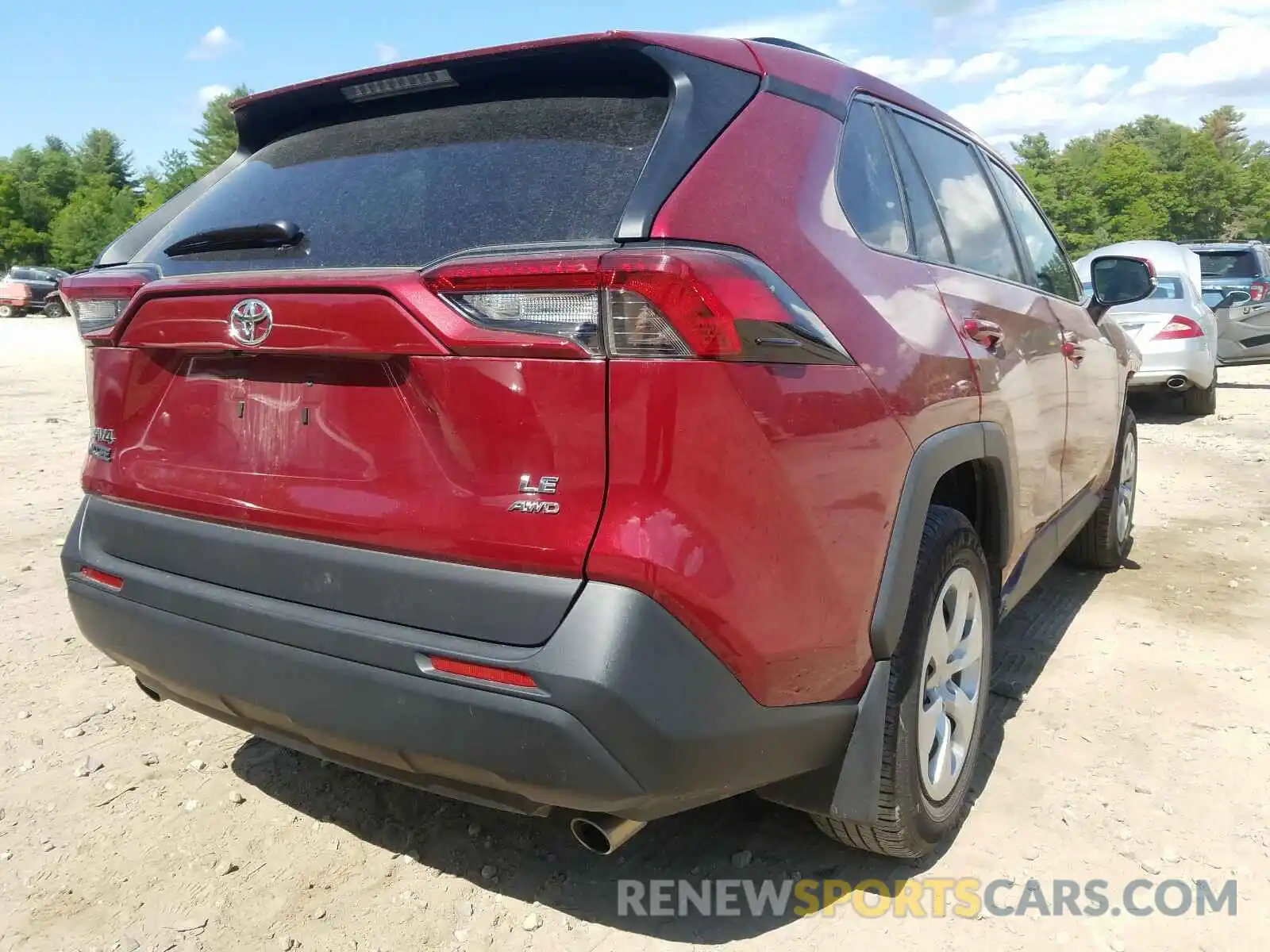 4 Photograph of a damaged car 2T3G1RFV1KW058782 TOYOTA RAV4 2019