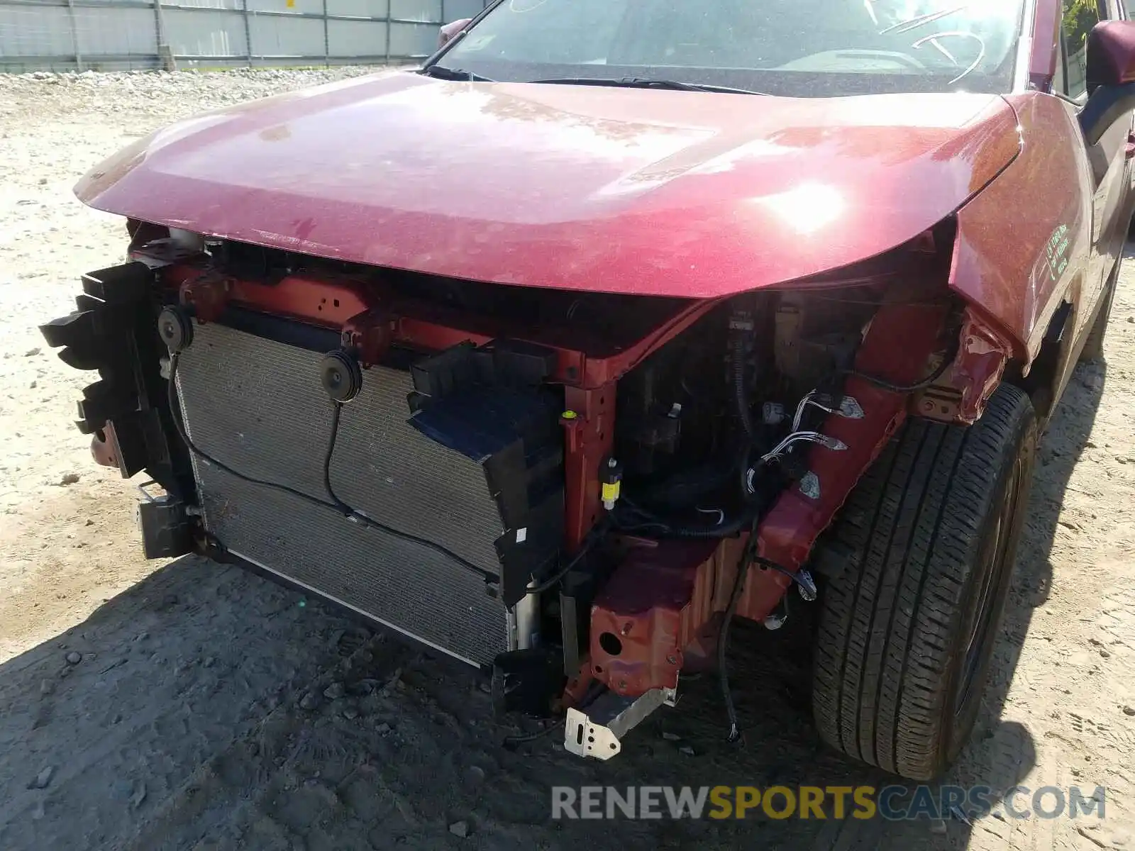 9 Photograph of a damaged car 2T3G1RFV1KW058782 TOYOTA RAV4 2019