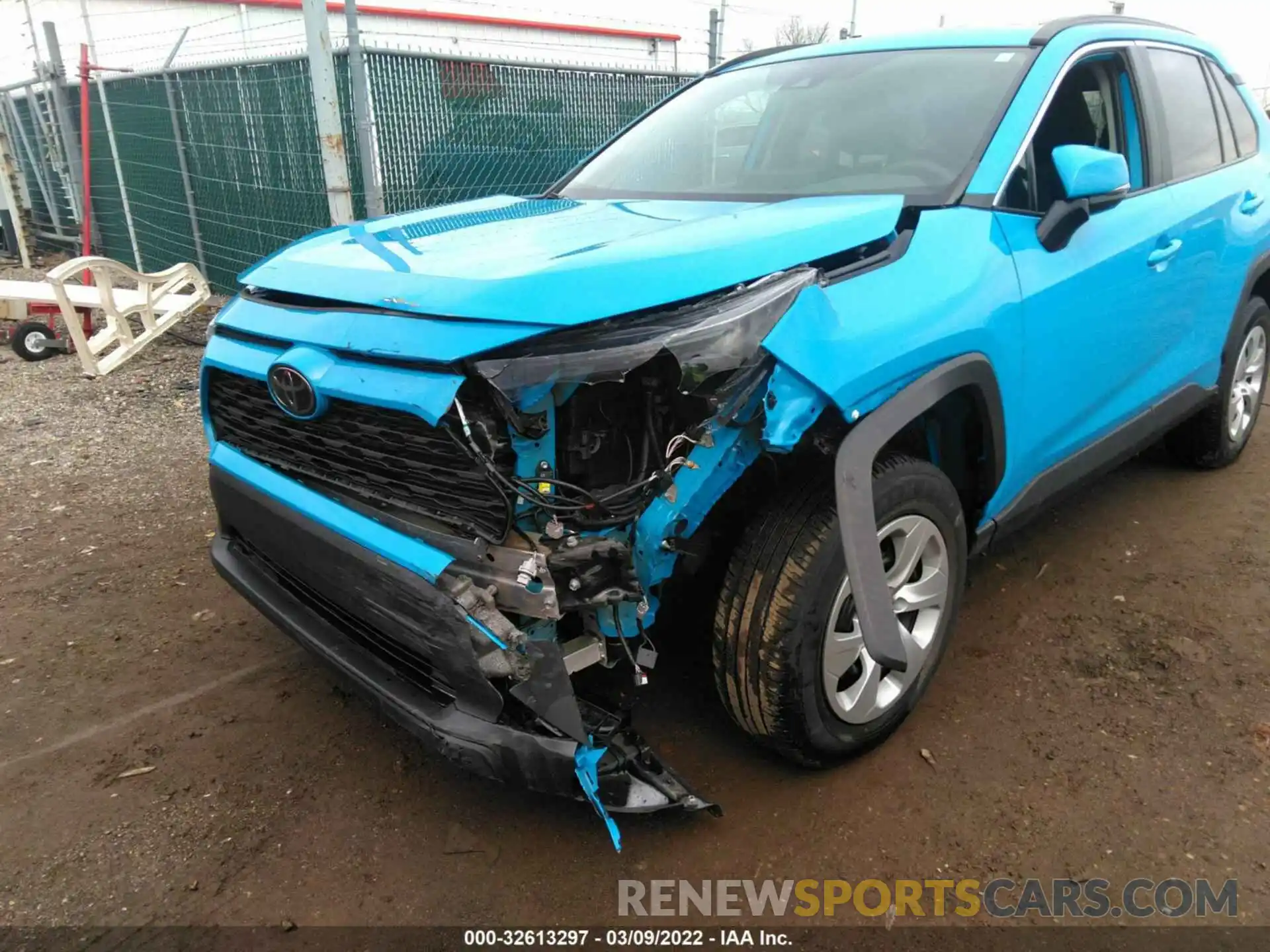 6 Фотография поврежденного автомобиля 2T3G1RFV1KW065022 TOYOTA RAV4 2019