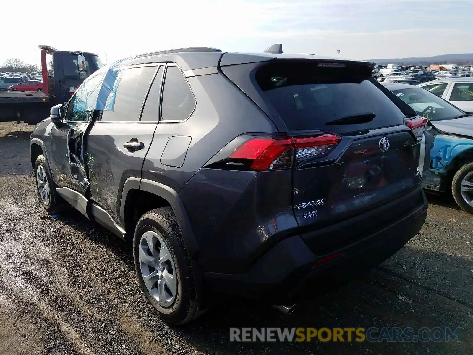 3 Photograph of a damaged car 2T3G1RFV1KW078451 TOYOTA RAV4 2019