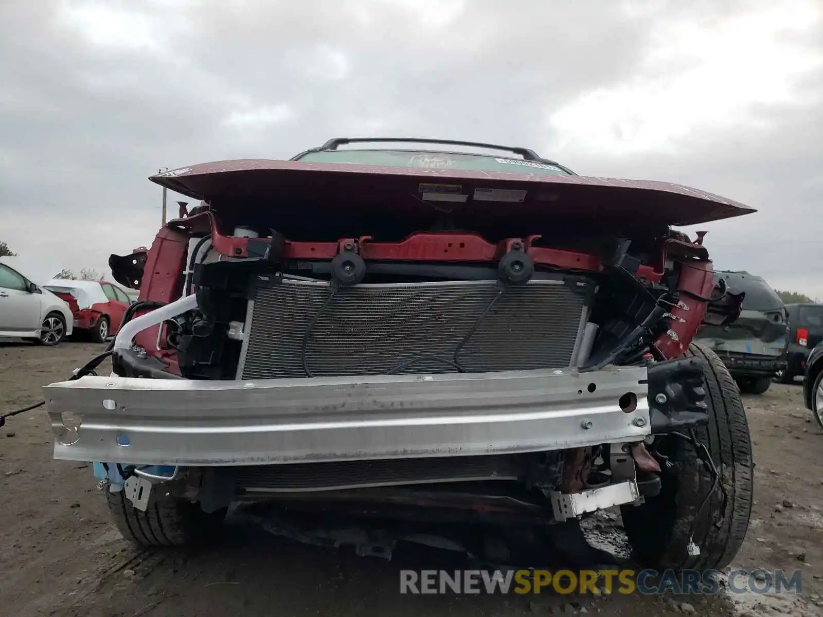 9 Photograph of a damaged car 2T3G1RFV1KW079180 TOYOTA RAV4 2019