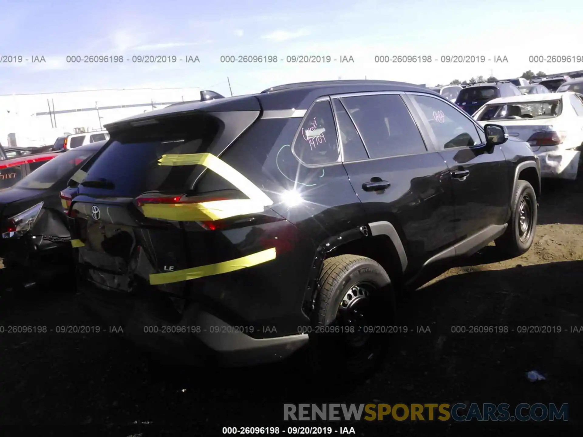 4 Photograph of a damaged car 2T3G1RFV2KC003792 TOYOTA RAV4 2019