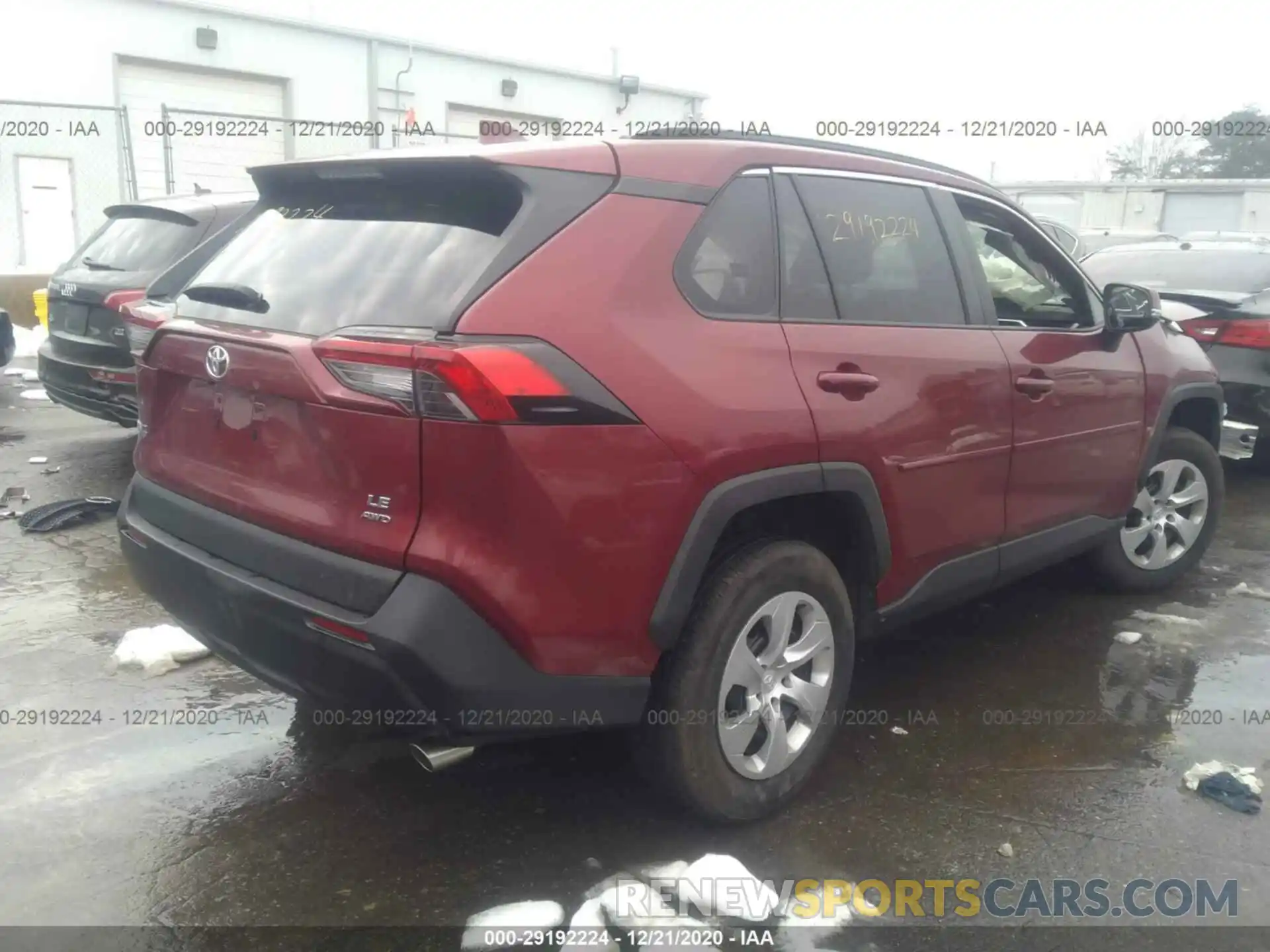 4 Photograph of a damaged car 2T3G1RFV2KC005199 TOYOTA RAV4 2019